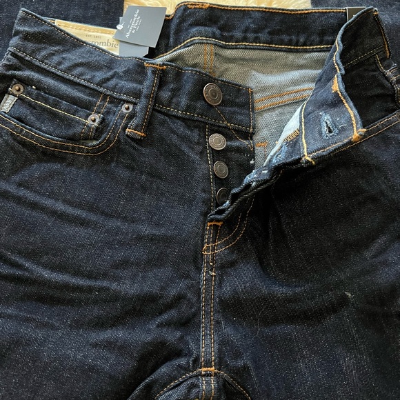 Abercrombie & Fitch 👖 Classic Taper Button-fly jeans. 
Size 28x30 - Picture 4 of 7